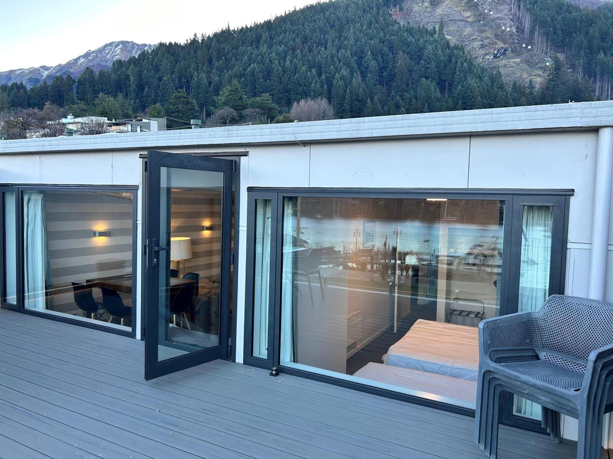 Heart Of Queenstown Exteriör bild