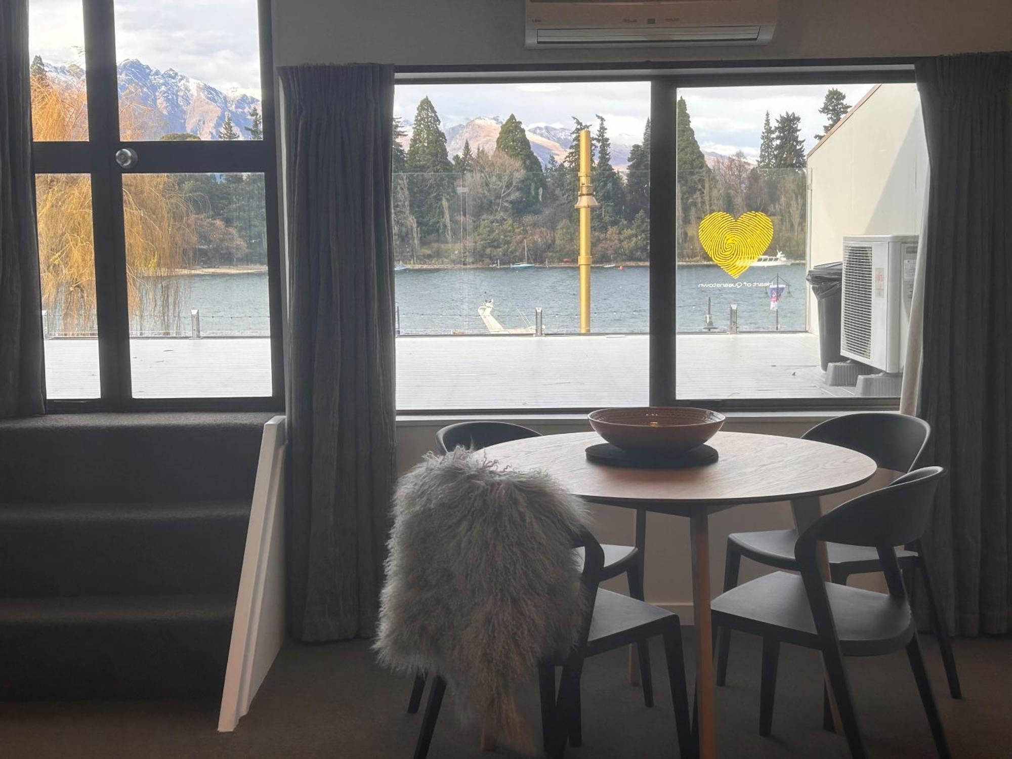 Heart Of Queenstown Exteriör bild